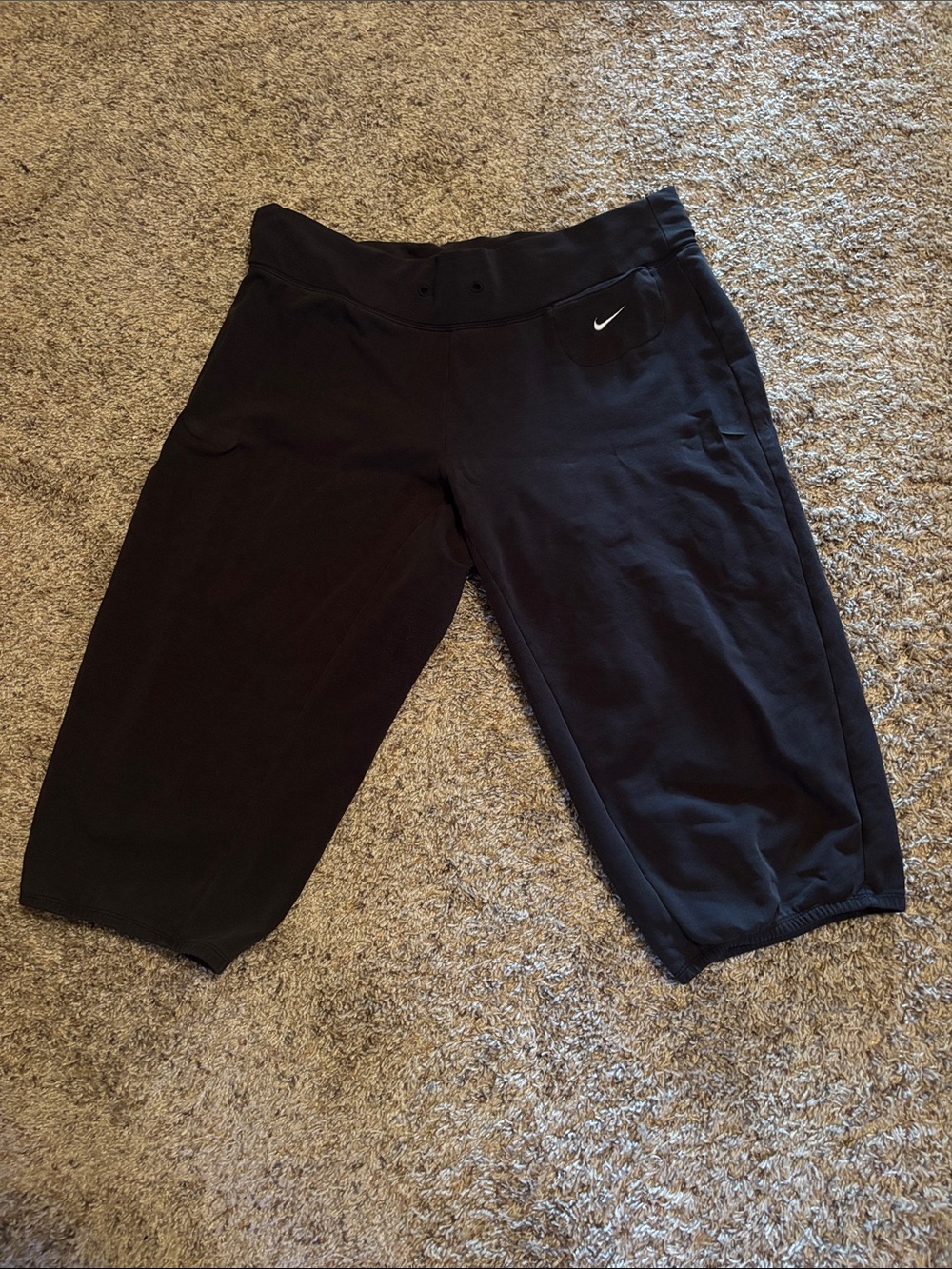 Nike Women’s Black Capri Joggers